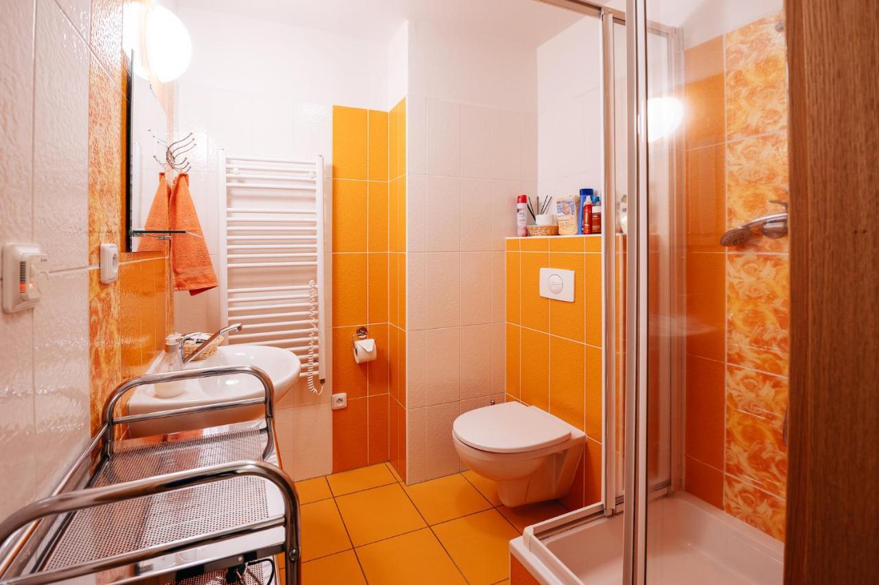 Lipno Nad Vltavou - Apartman 23 - Wifi, Parking, Netflix Bagian luar foto