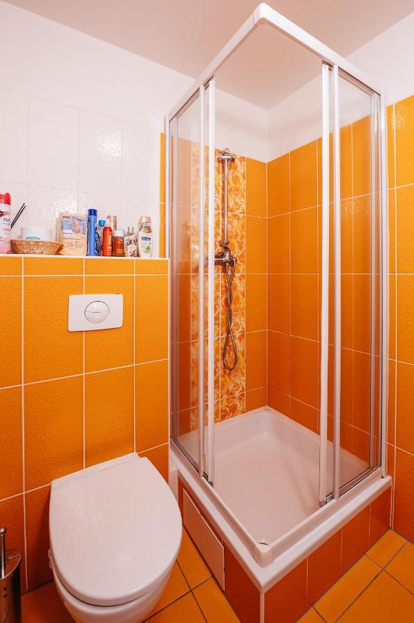 Lipno Nad Vltavou - Apartman 23 - Wifi, Parking, Netflix Bagian luar foto