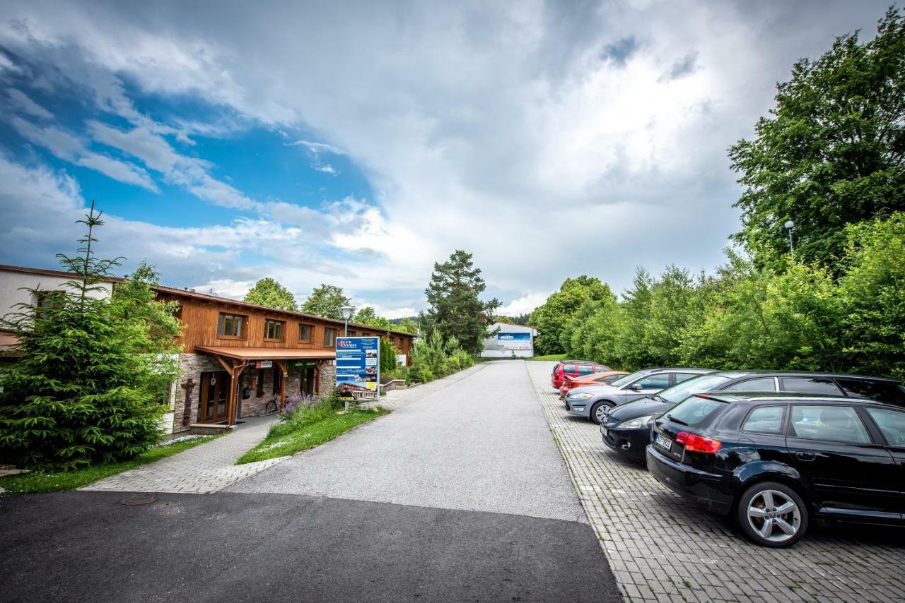Lipno Nad Vltavou - Apartman 23 - Wifi, Parking, Netflix Bagian luar foto