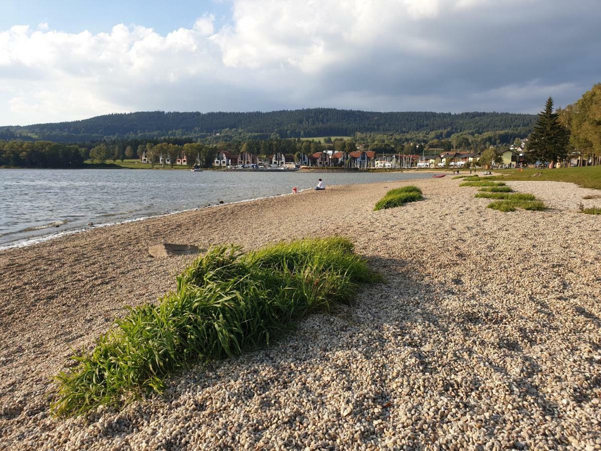 Lipno Nad Vltavou - Apartman 23 - Wifi, Parking, Netflix Bagian luar foto